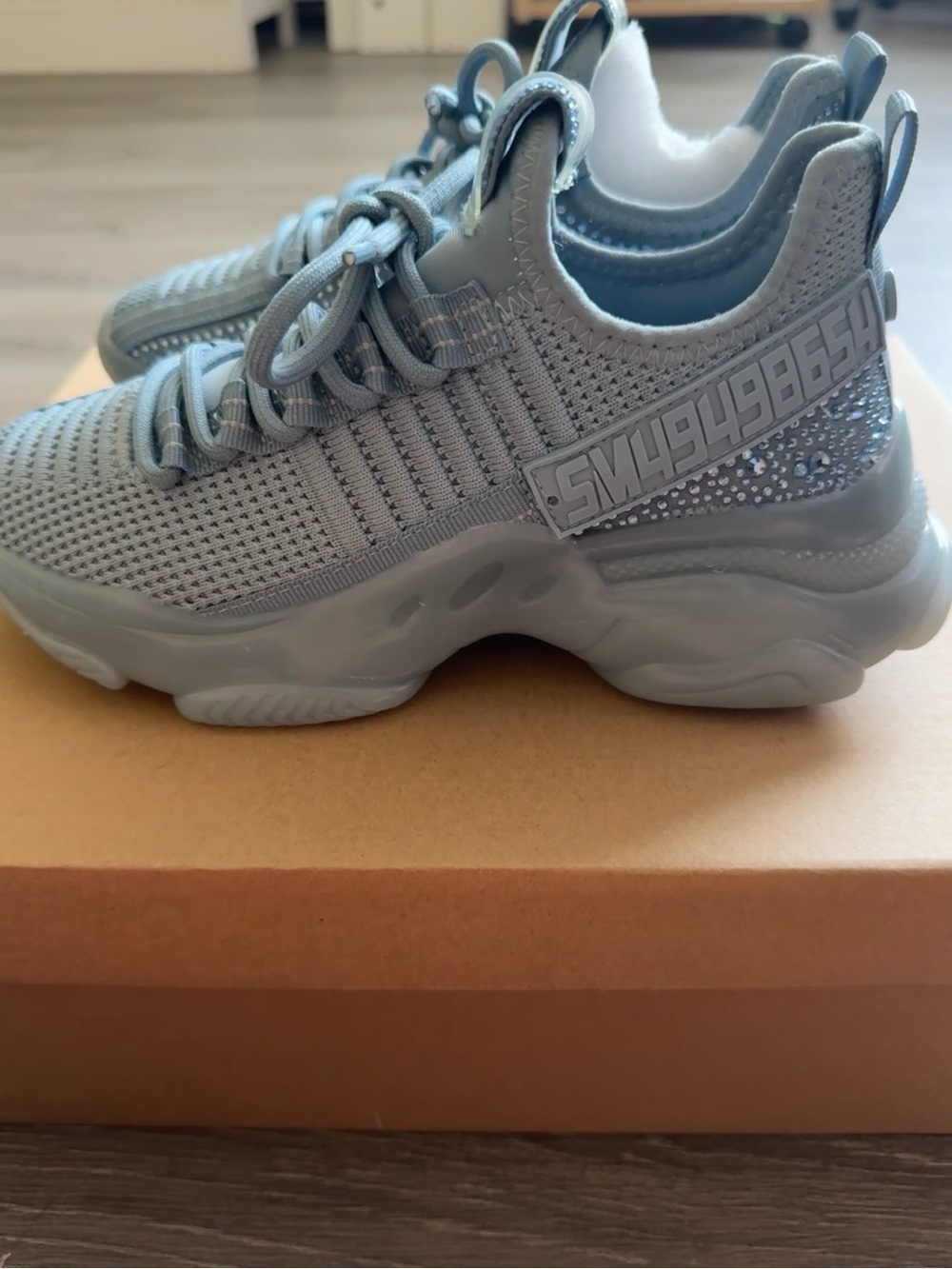 Steve Madden Women’s Maxima Sneaker - Picture 5 of 10